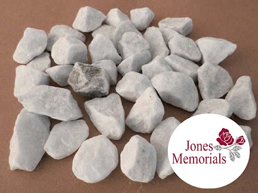 White Marble Chippings (large)